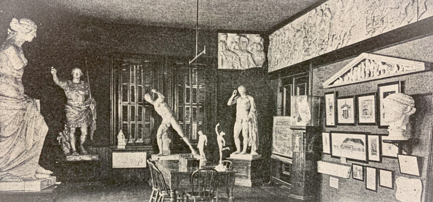 glass_case_vases.jpg